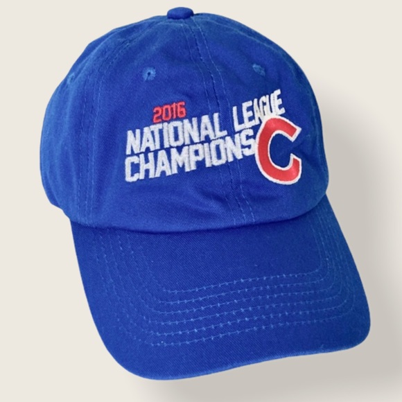 LIKE NEW 2016 Chicago Cubs Hat - Picture 2 of 6
